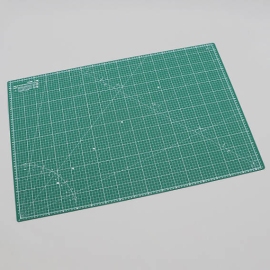 Snijmat, A1, 90 x 60 cm, zelfherstellend, met raster/ruitpatroon, groen/zwart 