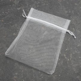 Organza zakjes met satijnbandsluiting wit | 150 x 200 mm