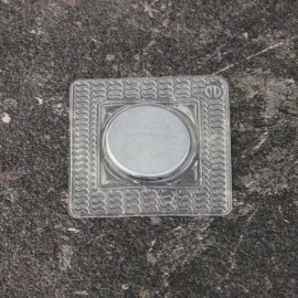 Neodymium magneetrondjes om in te naaien, vierkant, 18 mm x 2 mm, N35 