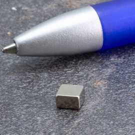 Neodymium blokmagneten rechthoekig, vernikkeld 5 x 5 mm | 3 mm