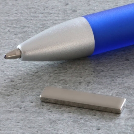 Neodymium blokmagneten rechthoekig, vernikkeld 20 x 5 mm | 1.5 mm