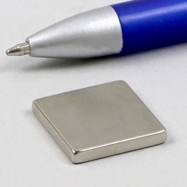 Neodymium blokmagneten rechthoekig, vernikkeld 20 x 20 mm | 3 mm