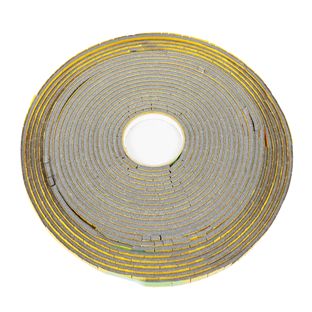 Zelfklevende foampads, 10 x 10 x 6 mm, beide zijden sterk klevend (rol á 1.500 stuks) 