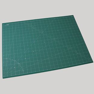 Configurator // Snijmat op gewenste maat gesneden, oorspronkelijk formaat 120 x 90 cm  | groen 