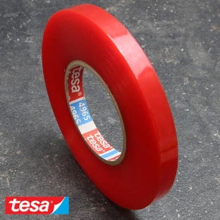 Tesa 4965 dubbelzijdig PET tape, zeer sterke acrylaatlijm, rode folie-schutlaag 12 mm
