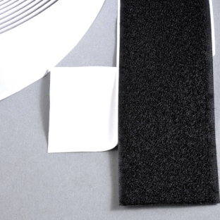 Klittenband, zelfklevend, luskant (rol á 25 m) 50 mm | zwart