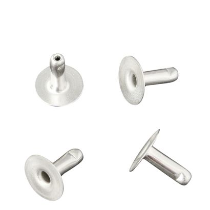 Dubbele holnieten, onderste deel (stift), open, type A, 7,5 mm kopdiameter 